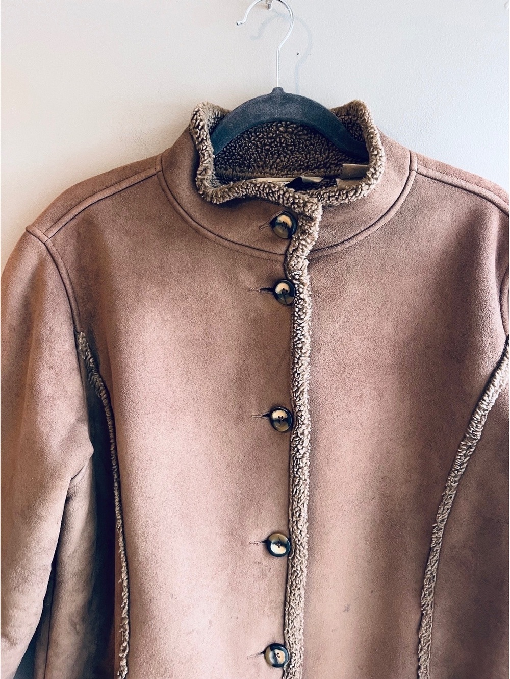 L.L.Bean Women's Large Brown Faux Shearling Coat with Button Closure - Picture 2 of 9